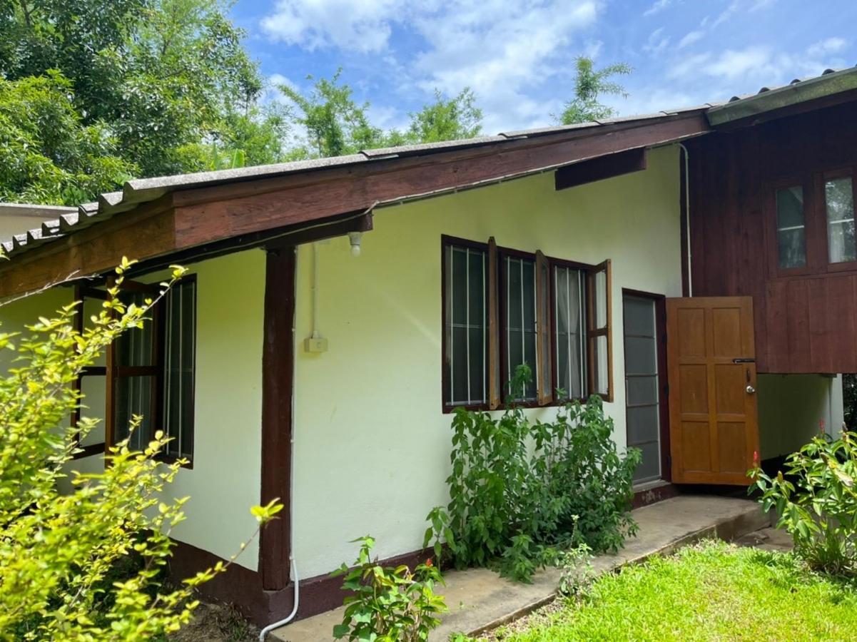 بيت شباب Brown House Chiangdao تْشينغْ داوْ المظهر الخارجي الصورة